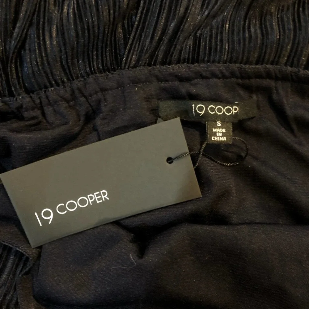 19 Cooper Nordstrom NWT black pleated halter jumpsuit Size small - Picture 7 of 8